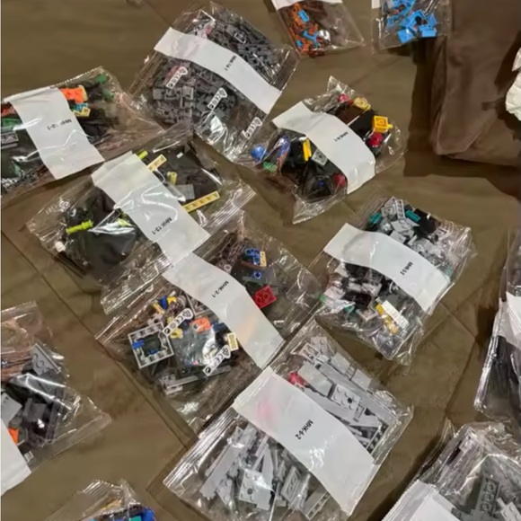 NES Entertainment Console Set - Picture 2 of 5